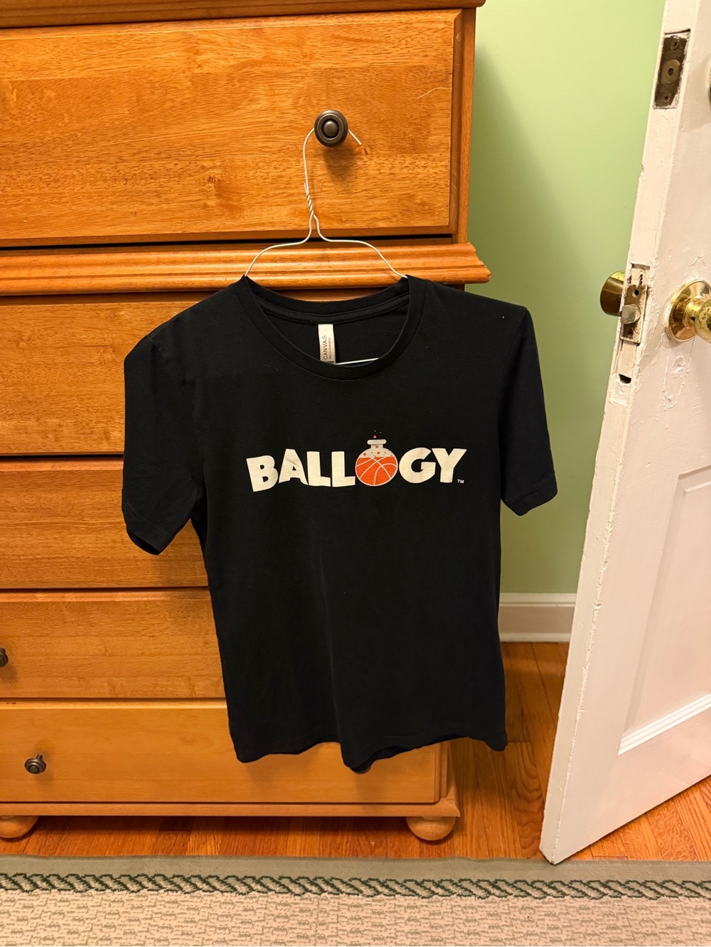 Ballogy Tee